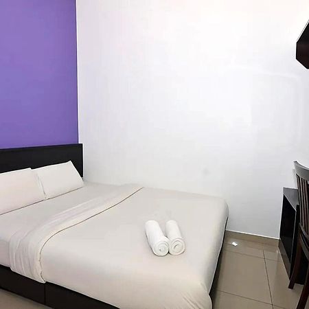 Hotel Alam Indi Johor Bahru Exterior foto